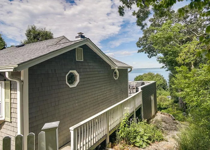 Bayfront Plymouth Gem W/ Sunroom, Steps To Shore!