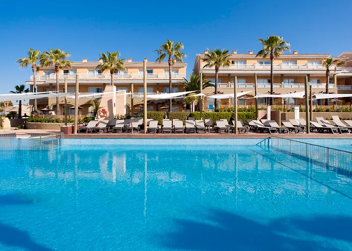 Insotel Cala Mandia Resort