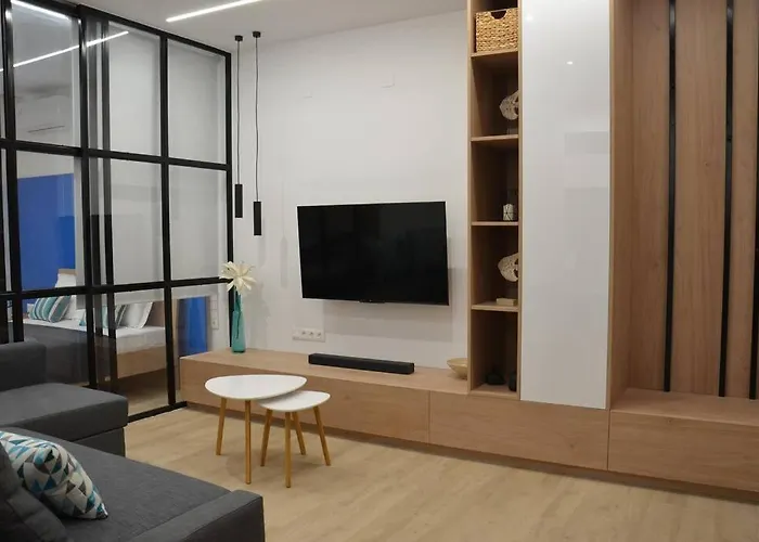 Luxurious City Apartment With Sea View - Lite Blue