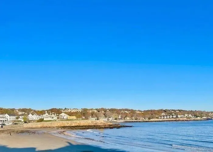 Experience Classic New England-Walk To Beach&Shops