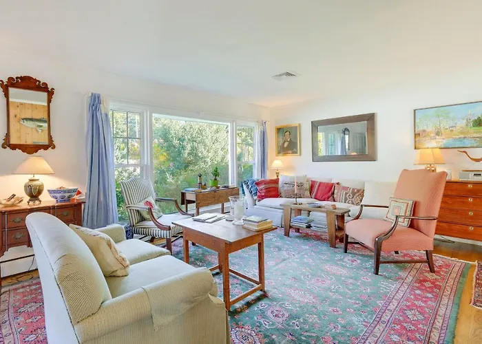 Stroll To Shore & Shopping: Cozy Cape Cod Escape
