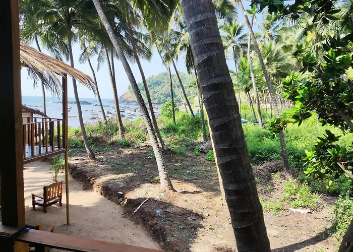 Sea Front Cottage Little Khola