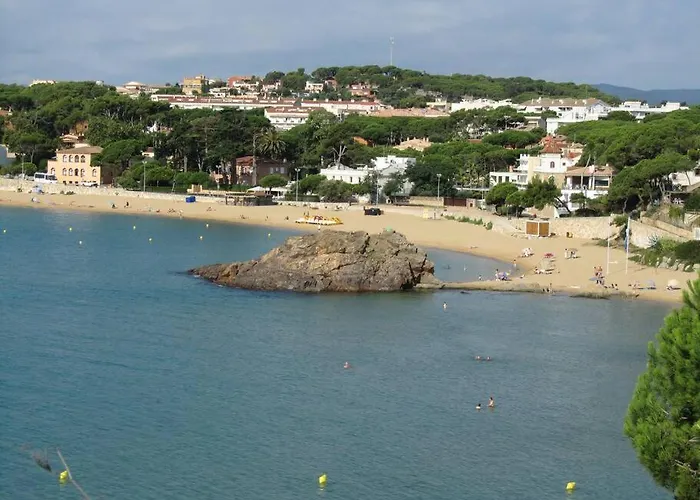 Casa Con Piscina A Menos De 1 Min De La Playa. Aa