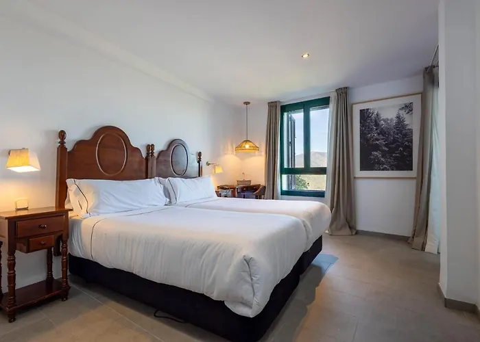 TUGASA Hotel Arco de la Villa