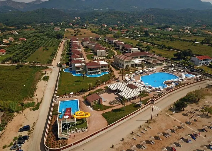 Almyros Beach Resort & Spa