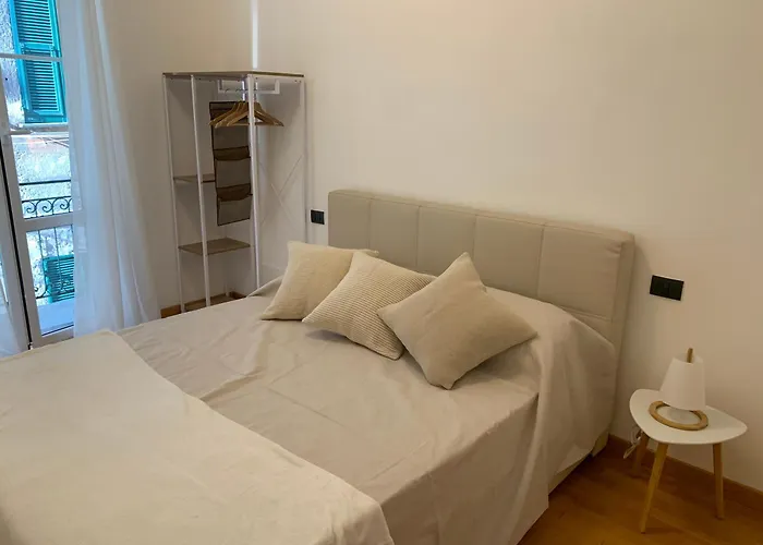 Remolari 20-Piazza Mazzini view