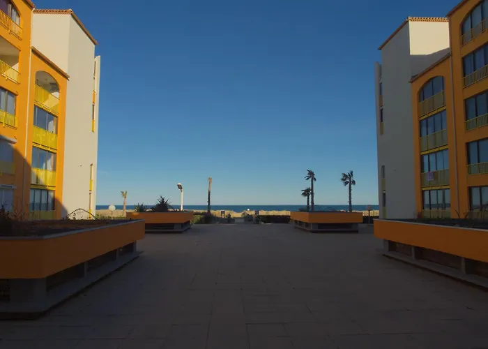 Escale au Sud, un appart les pieds dans l eau :)