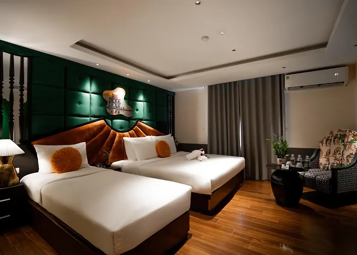 Hanoi Center Silk Classic Hotel & Travel