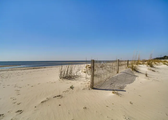 Gulfport Oceanfront Vacation Rental: Walk To Beach