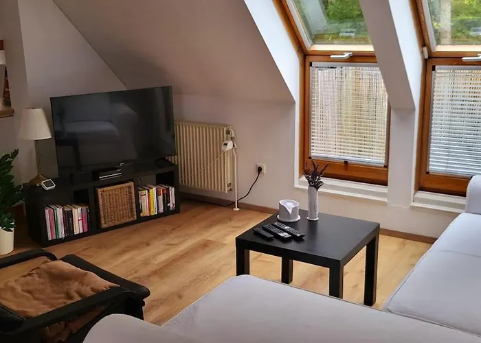 Wohnung am Meer mit Garten