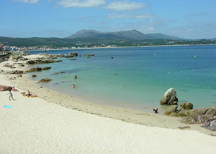 Piso en el malecón de Riveira con vistas a las Rias Baixas. Ideal para familias. 140m