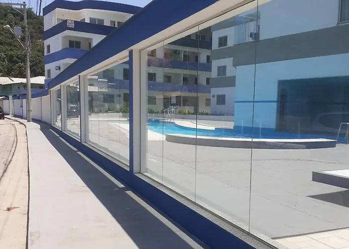 Apartamento 101 com vista da piscina e mar