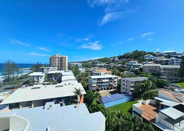 Deluxe Two Bedroom Apartment With Ocean Views