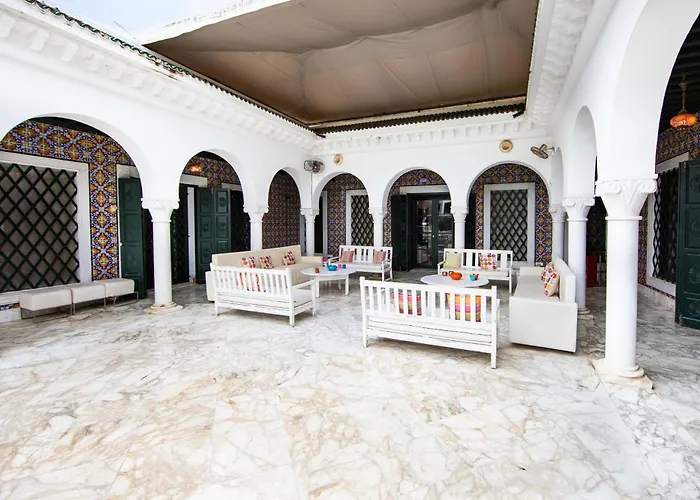 Arabesque House