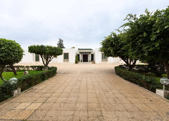 Arabesque House