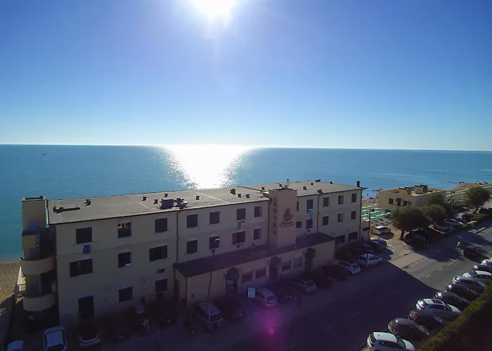Hotel Brigantino Non Dista