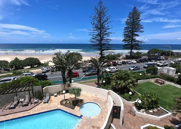 Deluxe Two Bedroom Apartment With Ocean Views