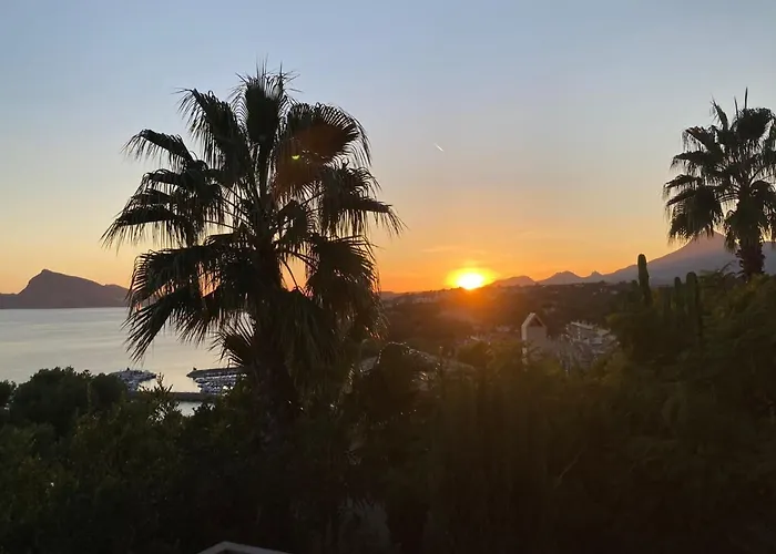 El Jardin Botanico Villa Luz