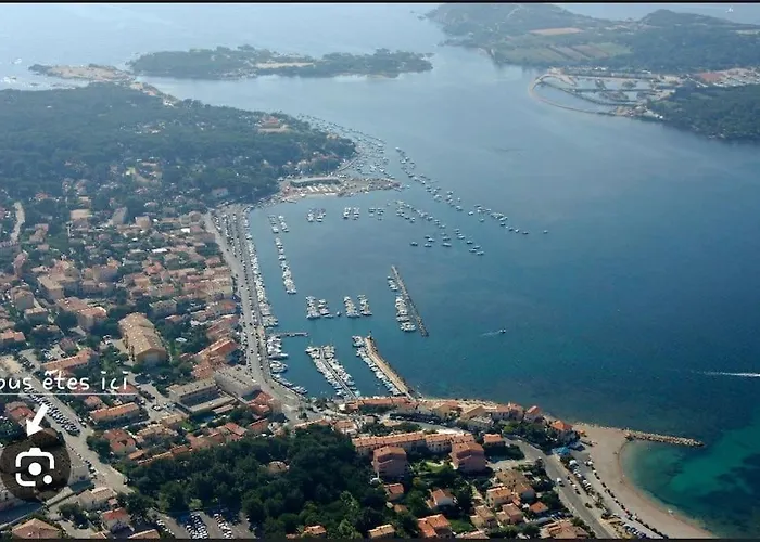 Au calme à 2min mer Parking Balcon Wifi Clim!