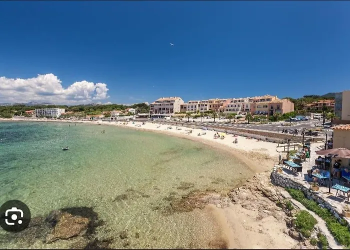 Au calme à 2min mer Parking Balcon Wifi Clim!
