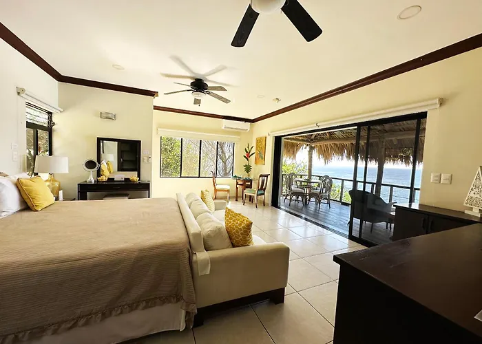 Paraiso Escondido Hotel Villas & Resort