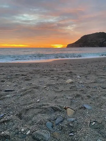 La Casita Azul