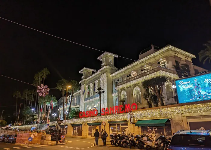 Kadevi Sanremo -Atmosfera Romantica, Fronte Mare, Parcheggio E Bici-