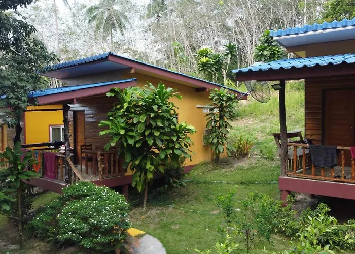 Baan Panseng Bungalow