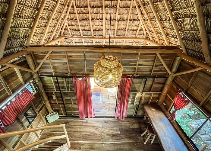 Casa La Aventura Guasacate - Popoyo