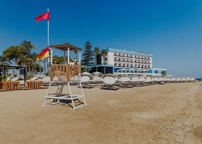 Arkin Palm Beach Hotel