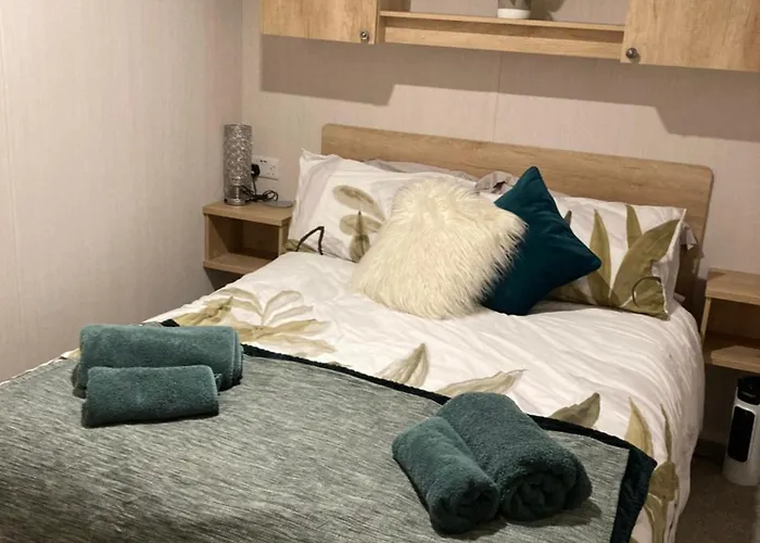 Sunflower Lodge, Lido Leisure Park, Knaresborough