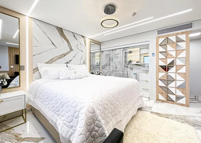 M N Flats - Flat Dentro Do Hotel Wi Av Ibirapuera 2927