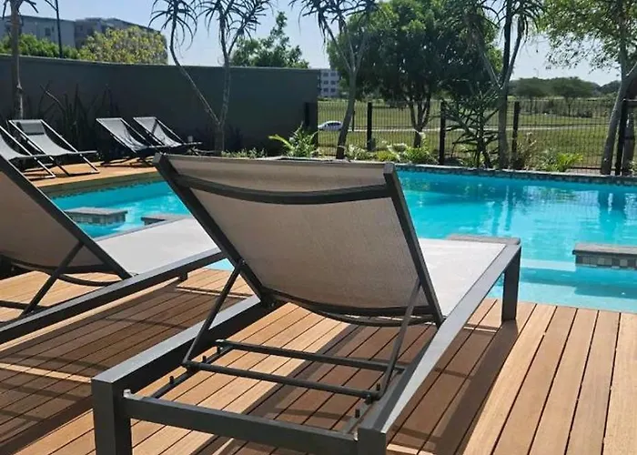 Umhlanga Flat Near Gateway Mall