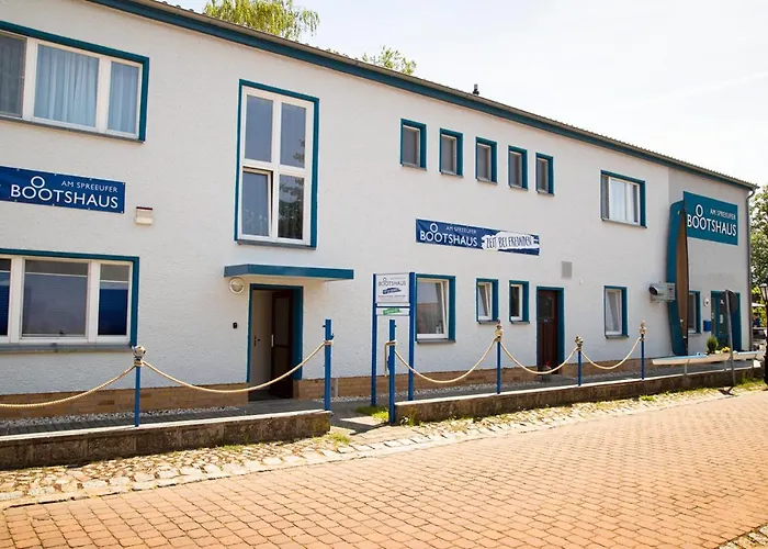 Boootshaus - Am Spreeufer