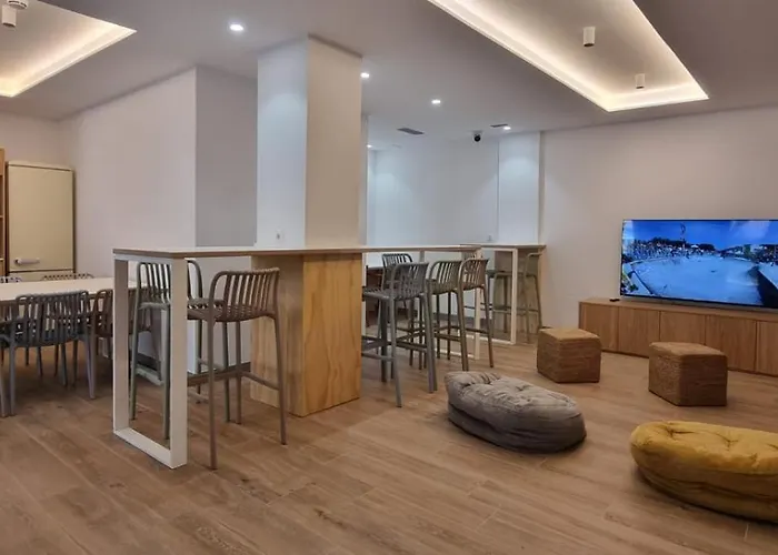 Aloha Surf Hostel