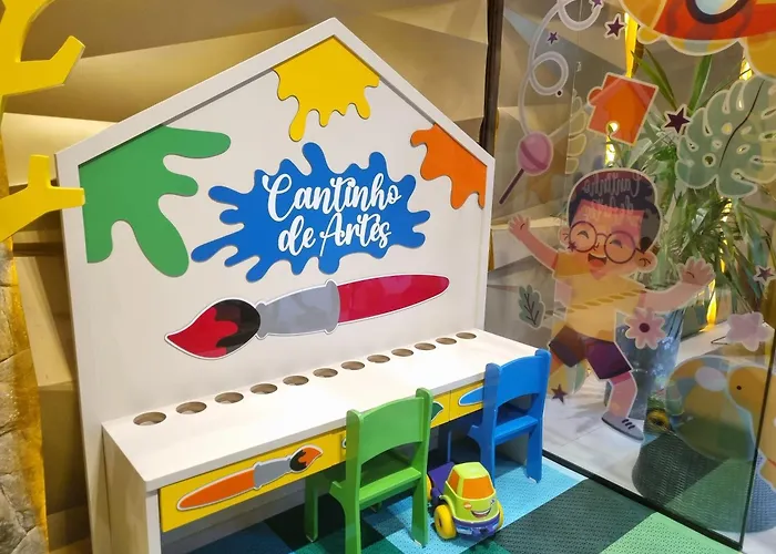 Loft Praia Brava - Itajaí Camboriú piscina e playground