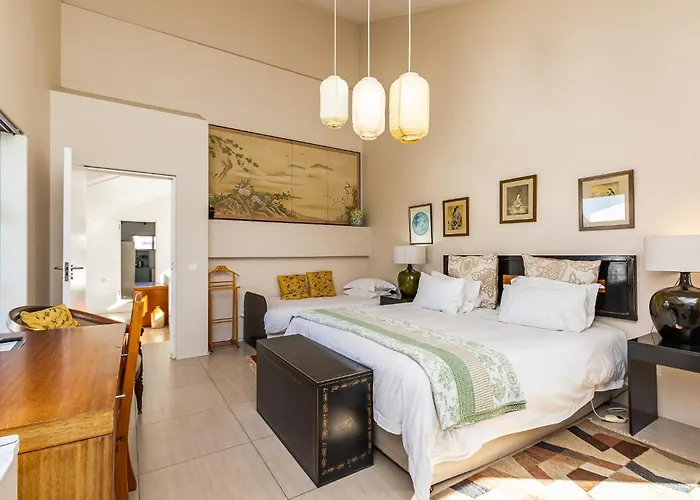 Admiralty Bed & Breakfast