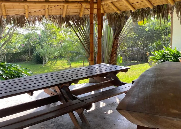 Hosteria Guachapeli