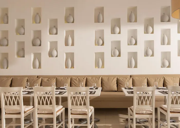 Jaz Neo Almazino, Almaza Bay