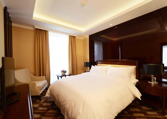 Lotte City Hotels Tashkent Palace