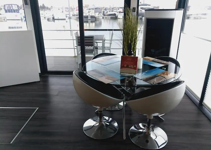Hausboot Leukermeer Well