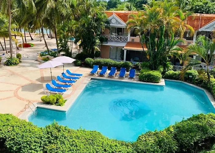 Coco Reef Resort & Spa