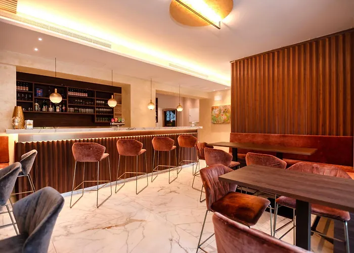 Hotel Chrys