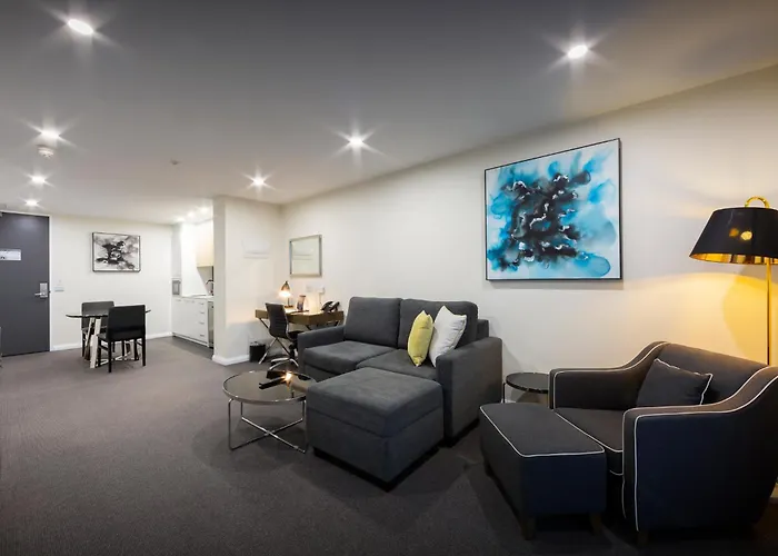 Avenue Hotel Canberra