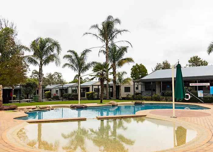 Nrma Ballarat Holiday Park