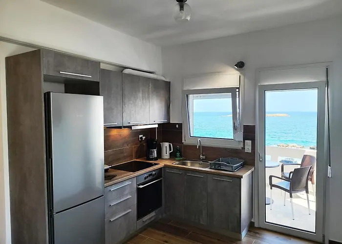 Thalia Apartments Chanla