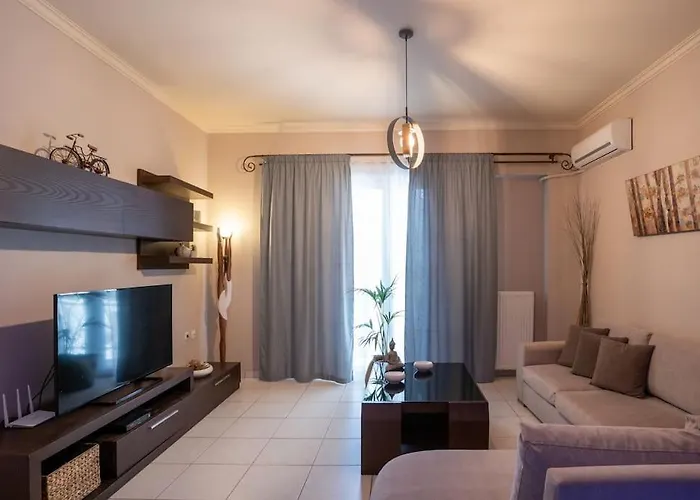 Fivos Apartment