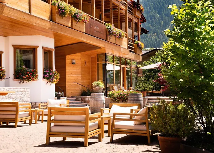 Corona Dolomites Hotel