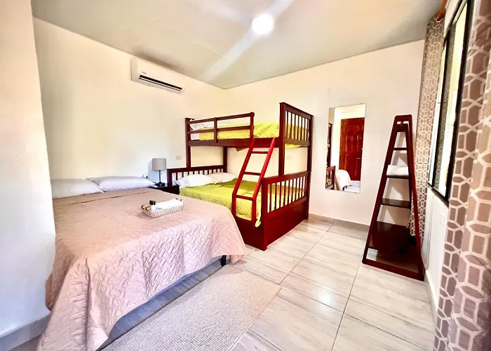 Mayara Hostal