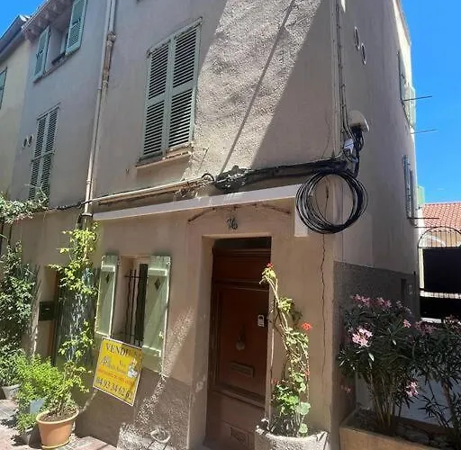 Strelizia - New Central Old Antibes For 4 Ac